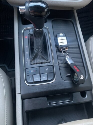 Kia Carnival 2015, 228,500 km - 2.2 l - Bakı
