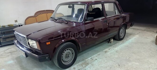 LADA (VAZ) 2107