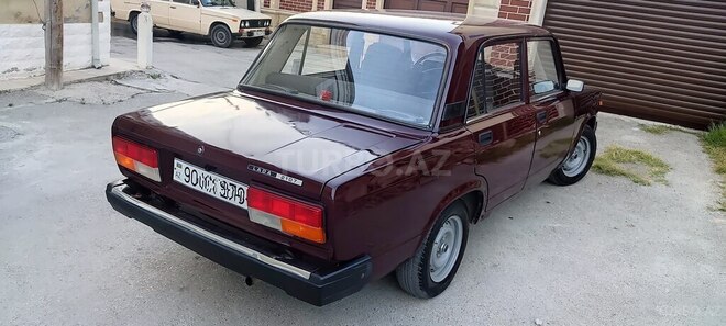 LADA (VAZ) 2107