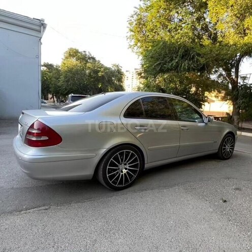 Mercedes E 220 d 2002, 437,000 km - 2.2 л - Qəbələ