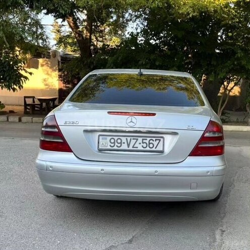 Mercedes E 220 d 2002, 437,000 km - 2.2 л - Qəbələ