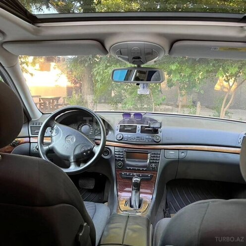 Mercedes E 220 d 2002, 437,000 km - 2.2 л - Qəbələ