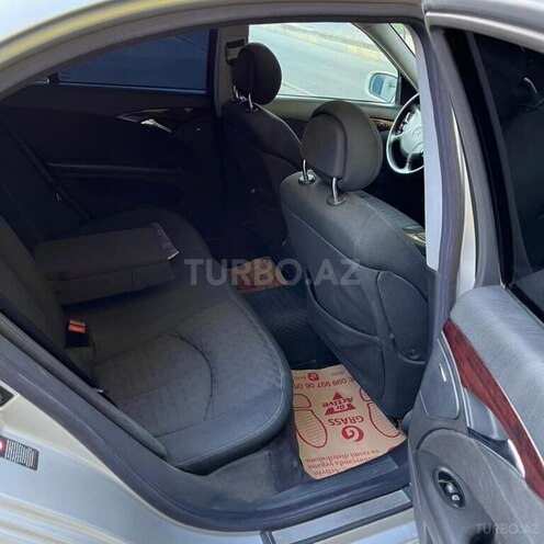 Mercedes E 220 d 2002, 437,000 km - 2.2 л - Qəbələ