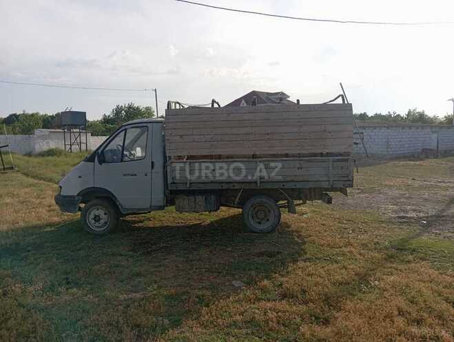GAZ 33021