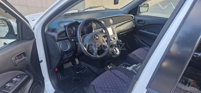 Mitsubishi Airtrek 2004, 189,000 km - 2.0 л - Bakı