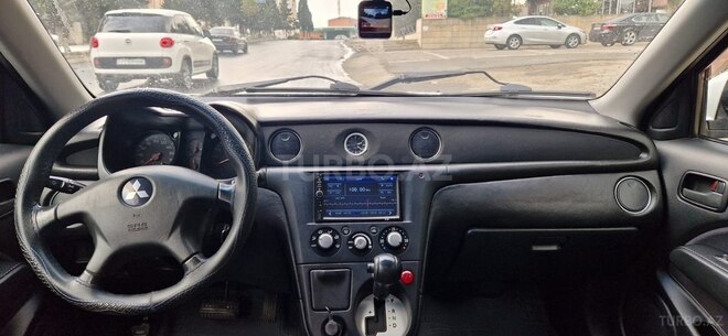 Mitsubishi Airtrek 2004, 189,000 km - 2.0 л - Bakı