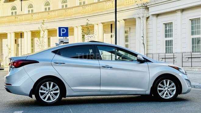 Hyundai Elantra 2015, 180,000 km - 1.8 l - Bakı