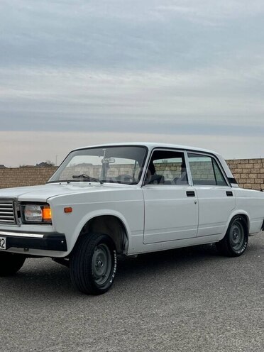 LADA (VAZ) 2107