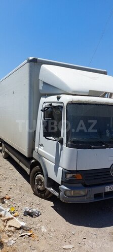 Mercedes Atego 817