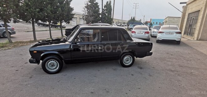 LADA (VAZ) 2107