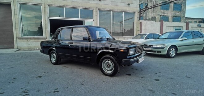 LADA (VAZ) 2107