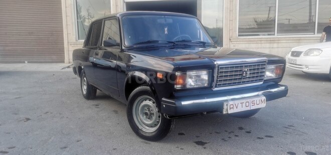 LADA (VAZ) 2107