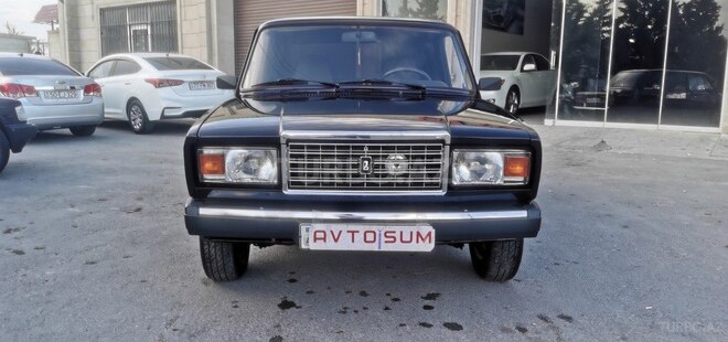 LADA (VAZ) 2107