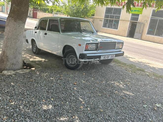 LADA (VAZ) 2107