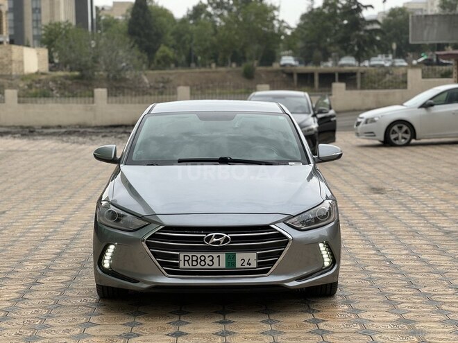 Hyundai Elantra 2017, 104,000 km - 2.0 l - Gəncə
