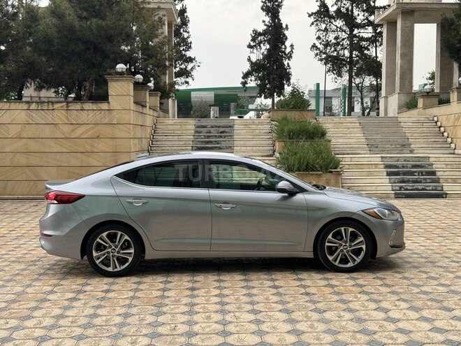 Hyundai Elantra 2017, 104,000 km - 2.0 l - Gəncə