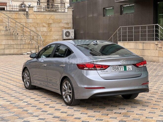 Hyundai Elantra 2017, 104,000 km - 2.0 l - Gəncə