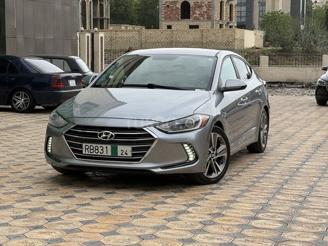 Hyundai Elantra 2017, 104,000 km - 2.0 l - Gəncə