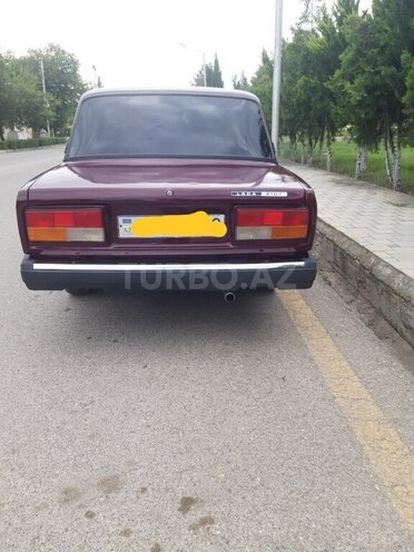 LADA (VAZ) 2107