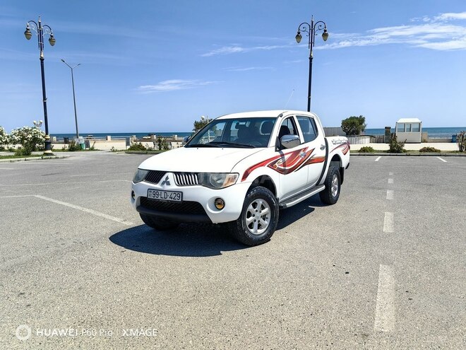 Mitsubishi L200