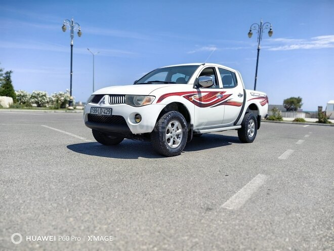 Mitsubishi L200