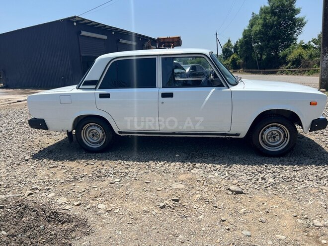 LADA (VAZ) 2107