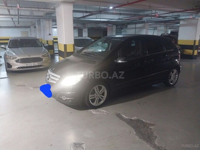 Mercedes B 170 2008, 105,000 km - 1.7 л - Bakı