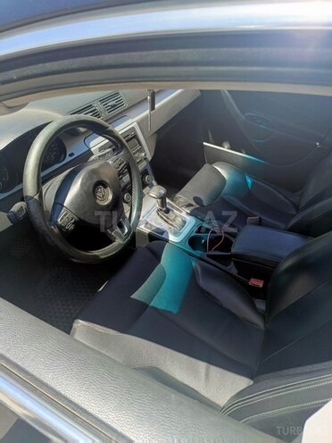 Volkswagen Passat 2010, 256,773 km - 2.0 л - Samux