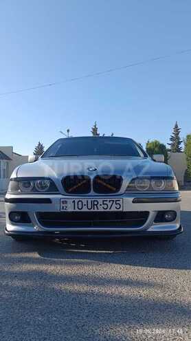 BMW 528