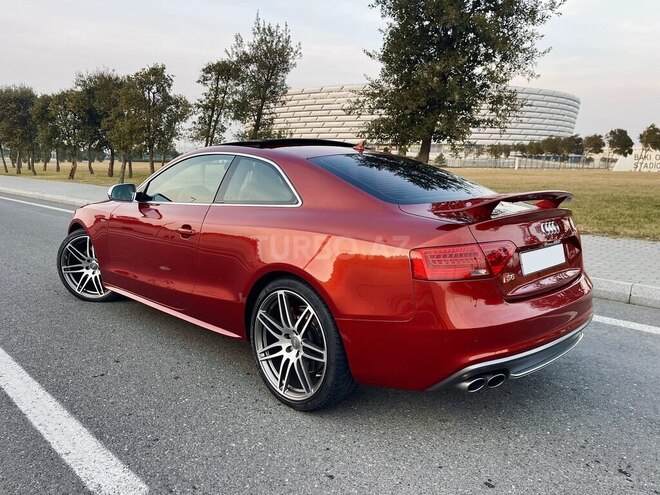 Audi S5