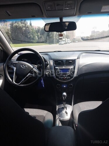Hyundai Accent 2012, 266,470 km - 1.6 l - Bakı