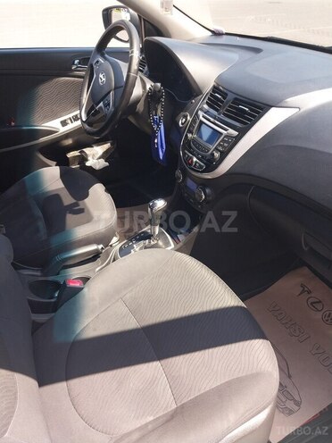 Hyundai Accent 2012, 266,470 km - 1.6 l - Bakı