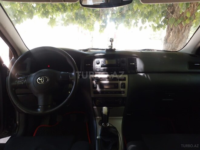 Toyota Corolla 2005, 328,000 km - 1.4 l - Bakı