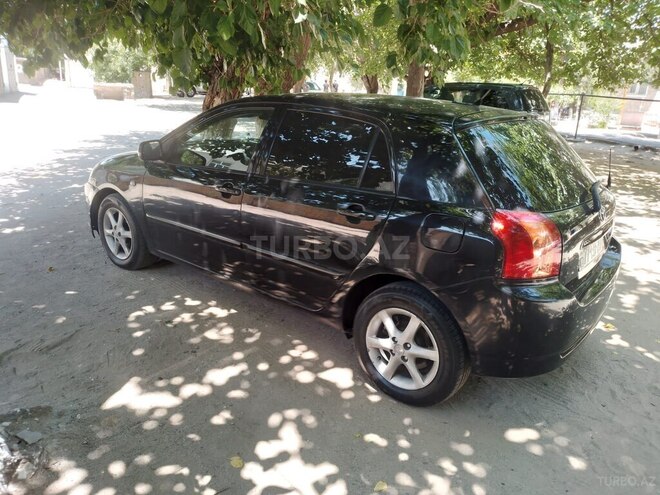 Toyota Corolla 2005, 328,000 km - 1.4 l - Bakı