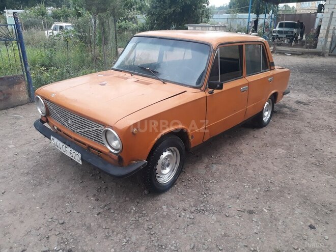 LADA (VAZ) 21011