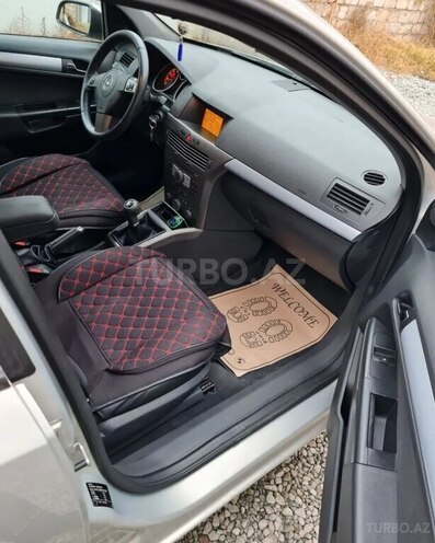 Opel Astra 2006, 287,258 km - 1.4 l - Naftalan