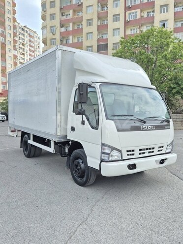 Isuzu NPR 66 L