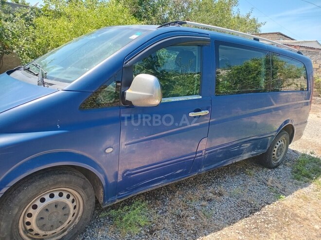 Mercedes Vito 111