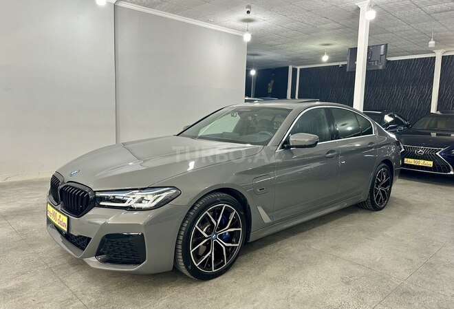 BMW 530e