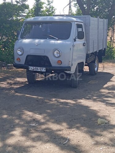 UAZ 3303