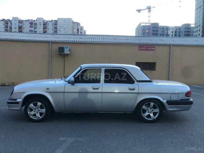 GAZ 31105