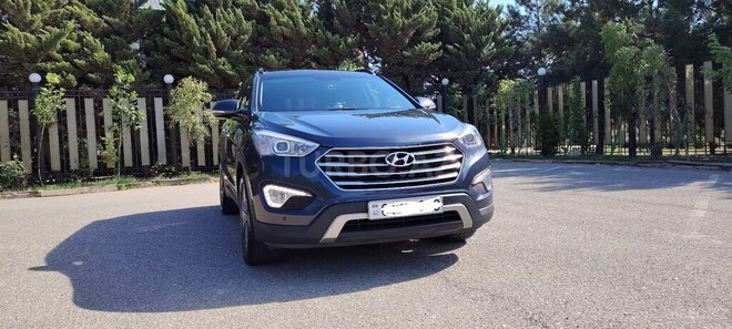 Hyundai Grand Santa Fe