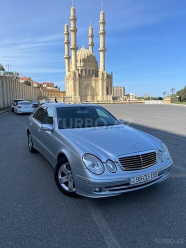 Mercedes E 280