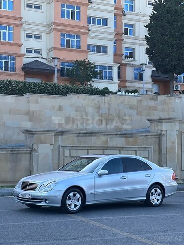 Mercedes E 280