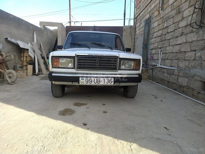 LADA (VAZ) 2107