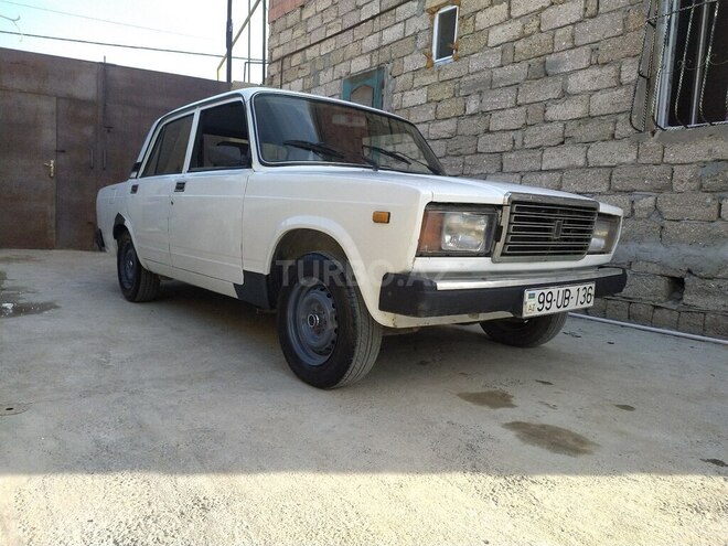 LADA (VAZ) 2107