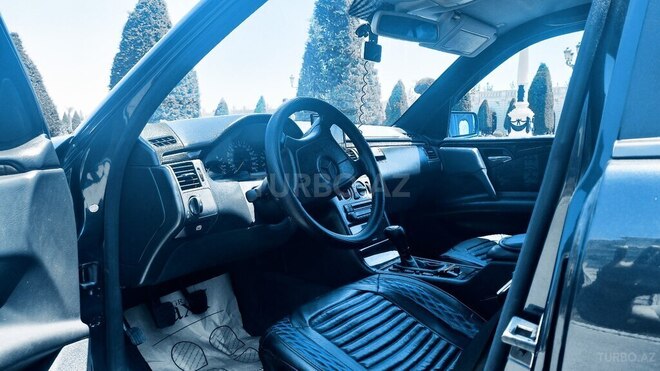 Mercedes E 200 1998, 272,000 km - 2.0 l - Gəncə