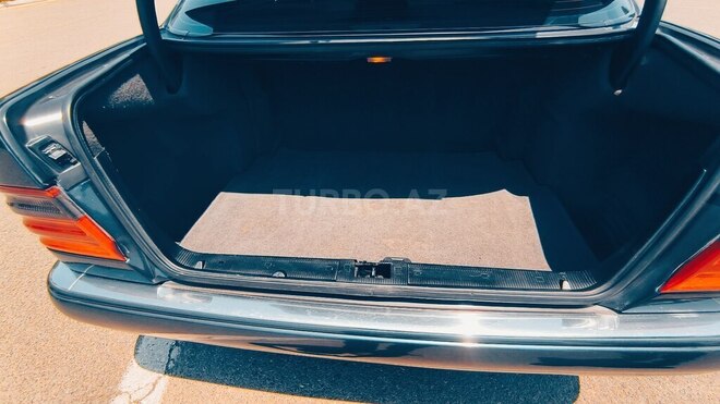 Mercedes E 200 1998, 272,000 km - 2.0 l - Gəncə