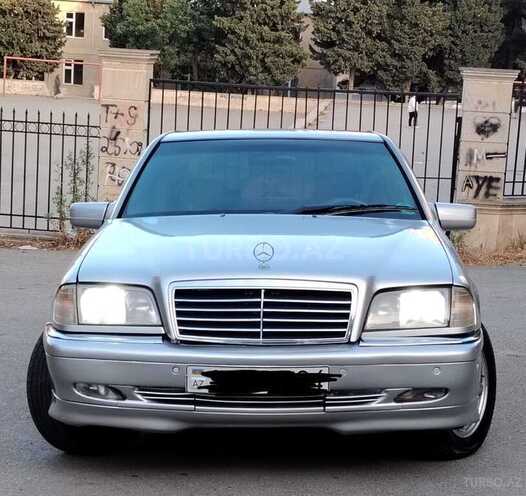 Mercedes C 240