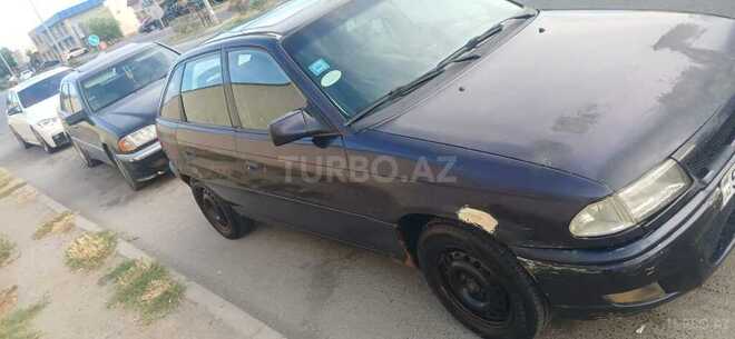 Opel Astra 1995, 344,564 km - 1.8 l - Sumqayıt